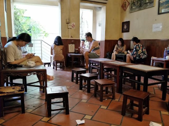 Coffee Shops in Hanoi - Cafe Giảng